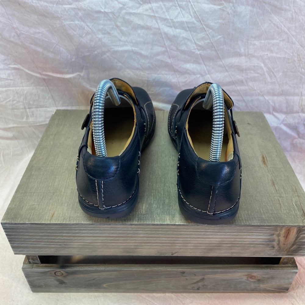 Unstructured By Clark’s - image 3